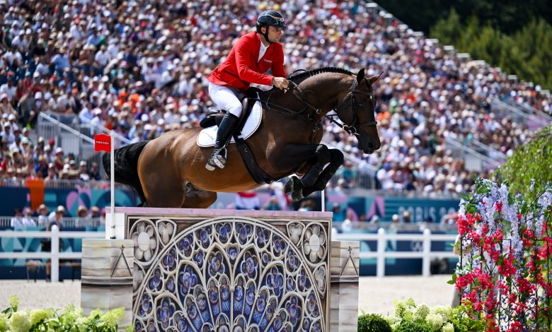 olympic-equestrians-are-jumping-over-literal-works-of-art—here-are-all-our-favorites